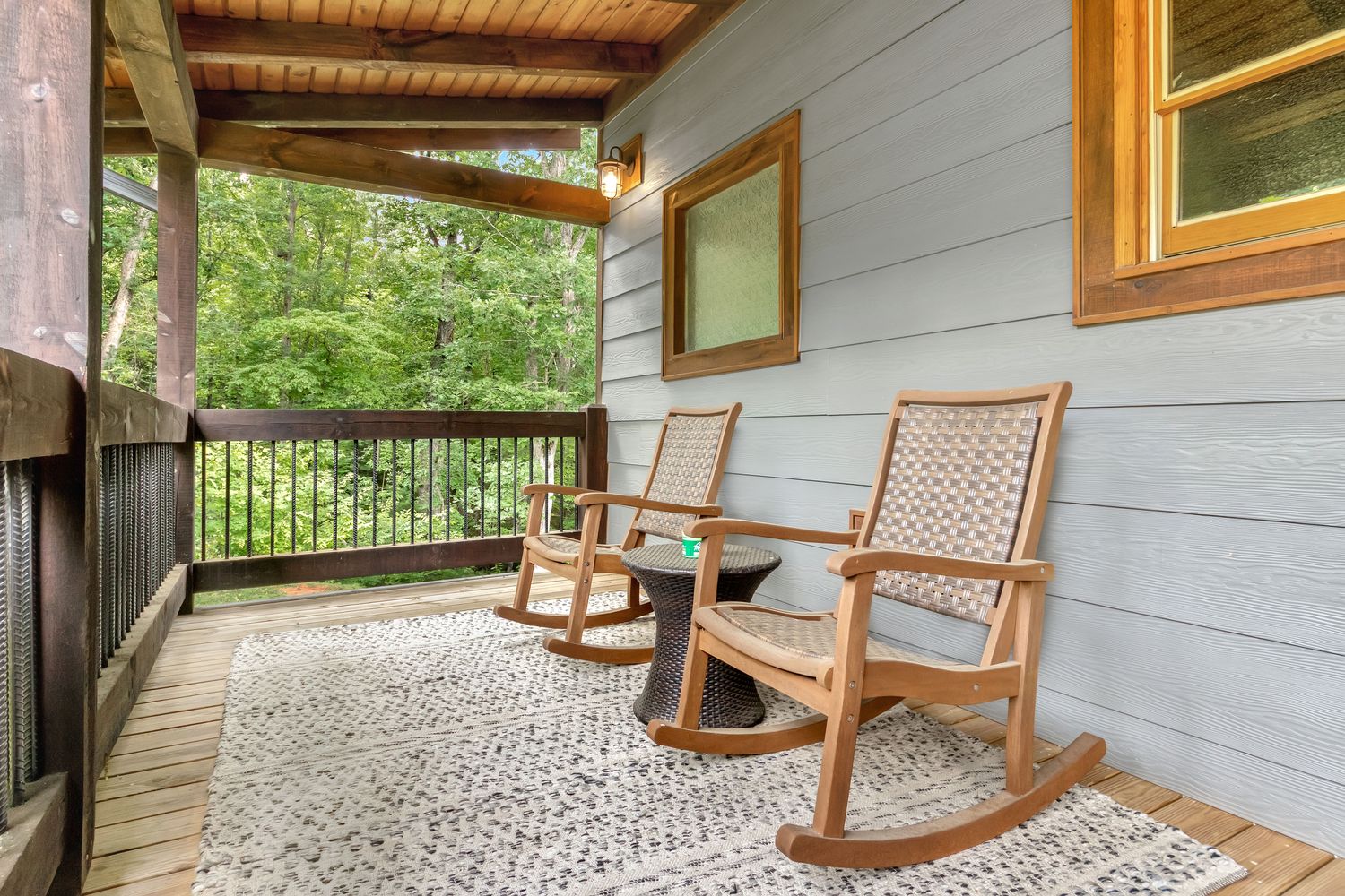 Rocking-chair front porch